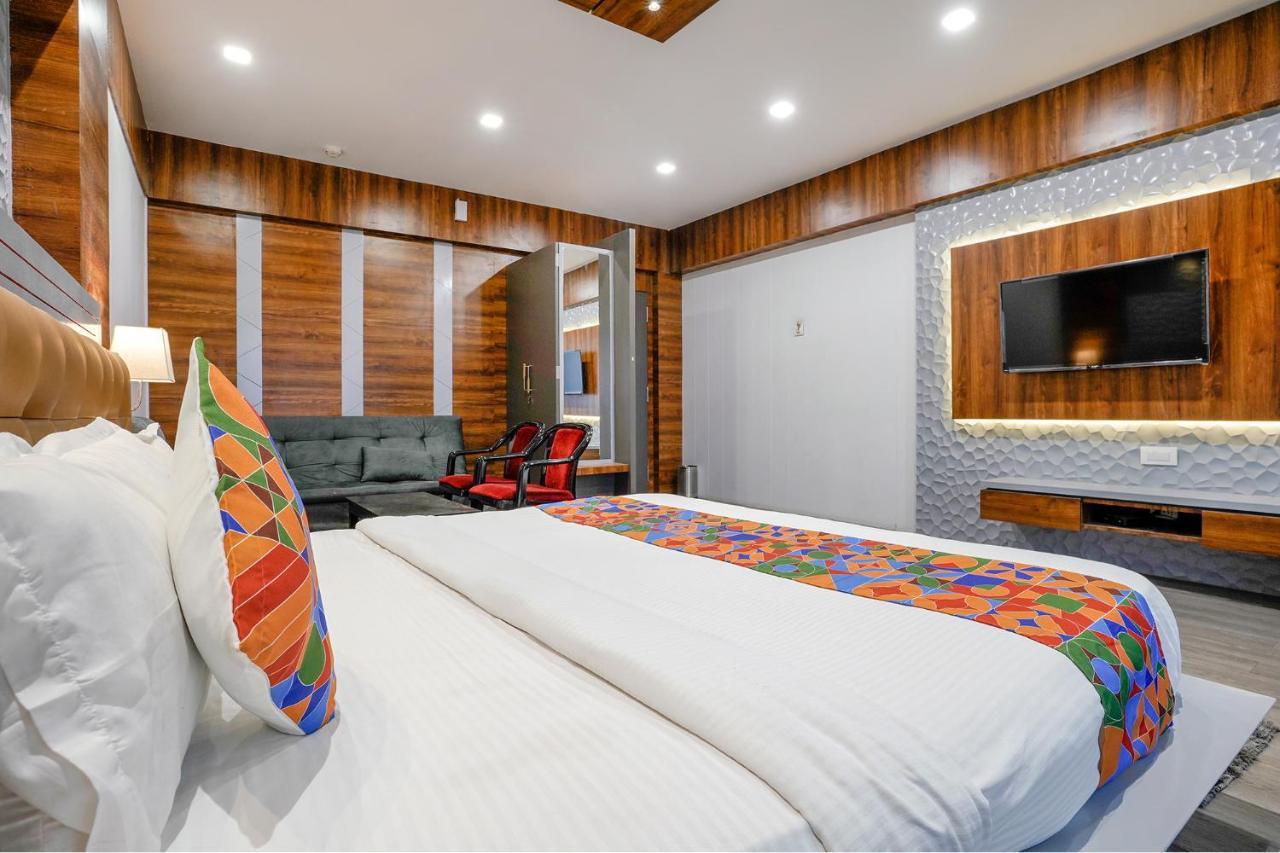 Fabhotel The Valentine - Udhna Road سورات المظهر الخارجي الصورة