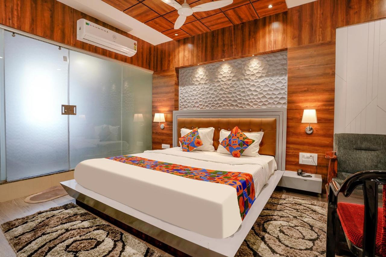 Fabhotel The Valentine - Udhna Road سورات المظهر الخارجي الصورة