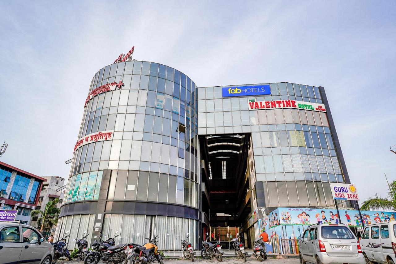 Fabhotel The Valentine - Udhna Road سورات المظهر الخارجي الصورة
