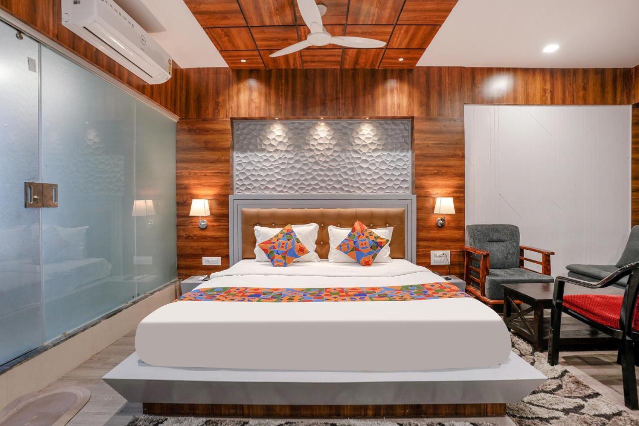 Fabhotel The Valentine - Udhna Road سورات المظهر الخارجي الصورة