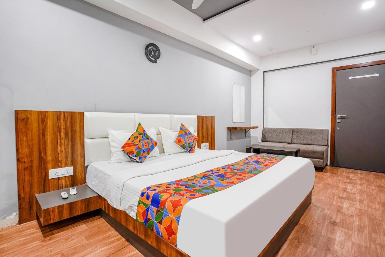 Fabhotel The Valentine - Udhna Road سورات المظهر الخارجي الصورة