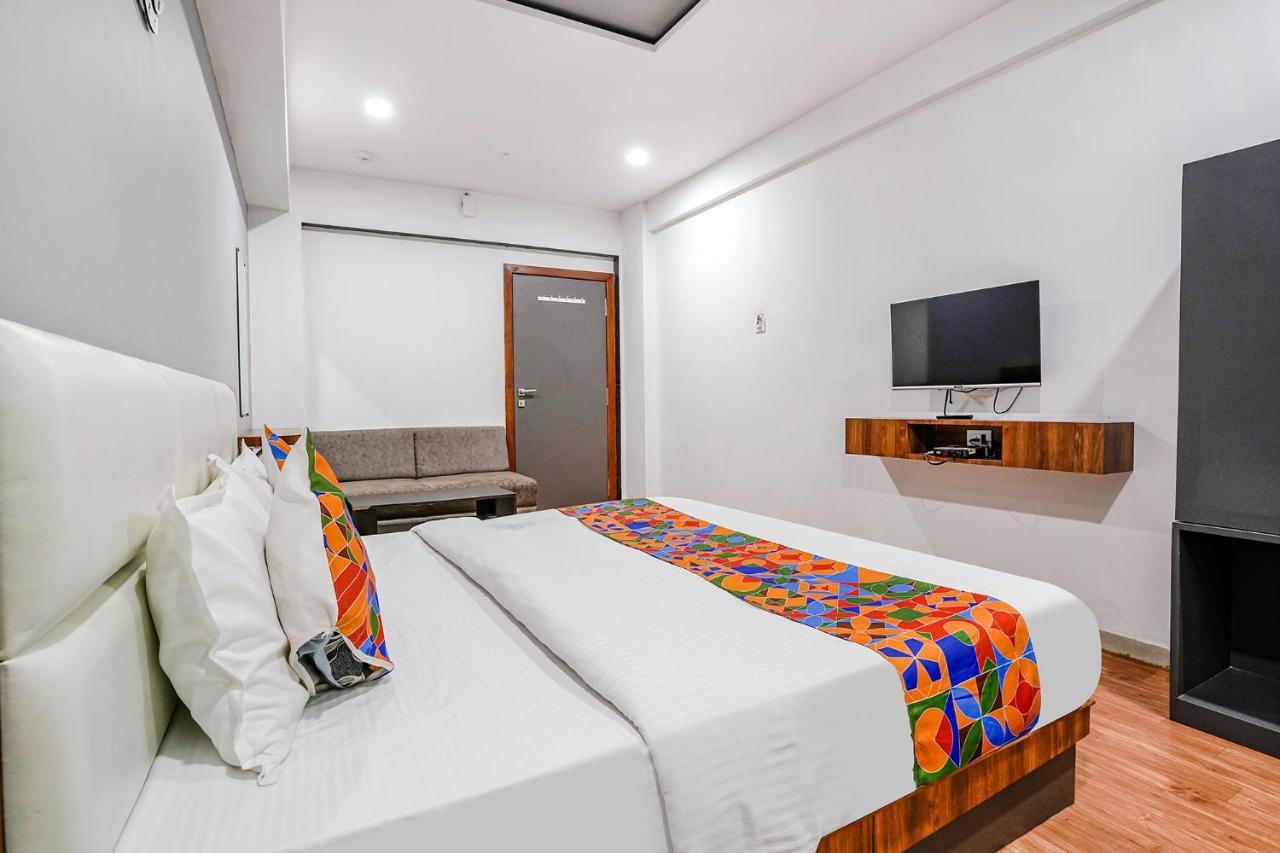 Fabhotel The Valentine - Udhna Road سورات المظهر الخارجي الصورة