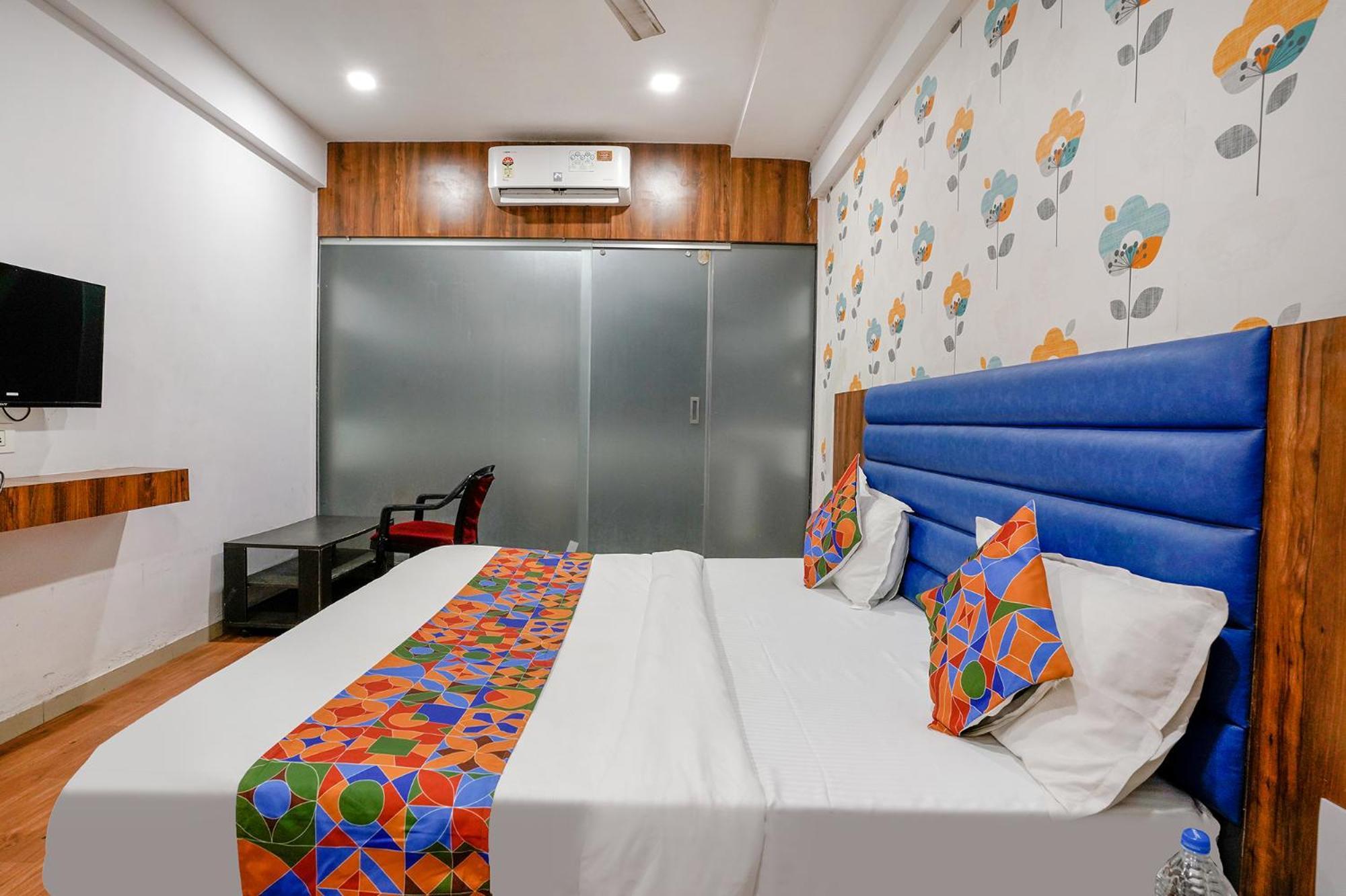 Fabhotel The Valentine - Udhna Road سورات المظهر الخارجي الصورة