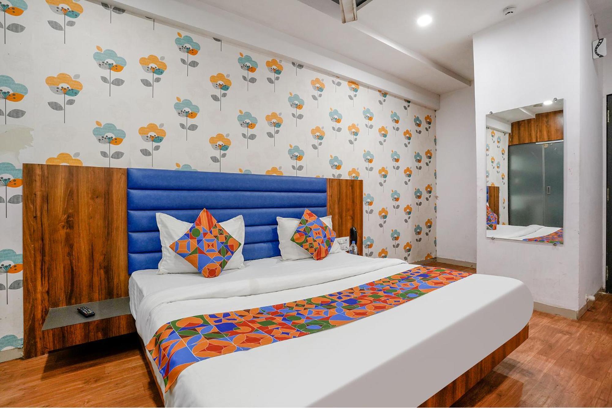 Fabhotel The Valentine - Udhna Road سورات المظهر الخارجي الصورة